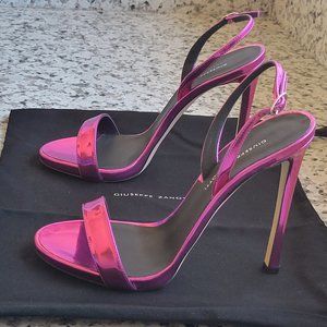 Like NEW Stunning pair of Giuseppe Zanotti slingback stillettos EU 39